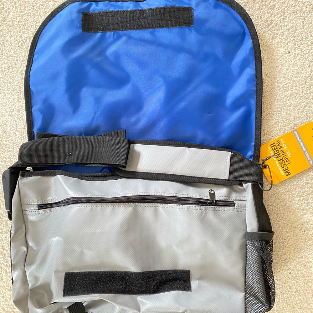 Messenger/ Computer bag - Picture 3 of 5